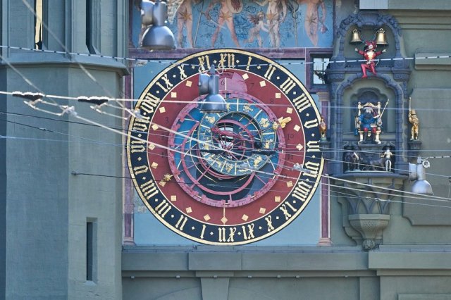 L'horloge astronomique de la Zytglogge et ses multiples détails