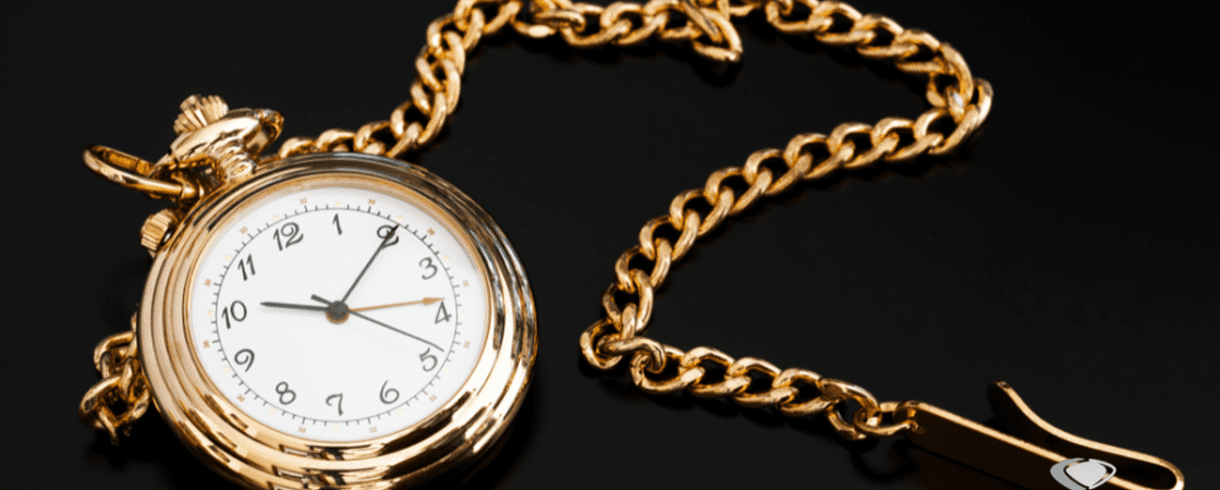 Quelle chaîne porter avec la montre à gousset ?